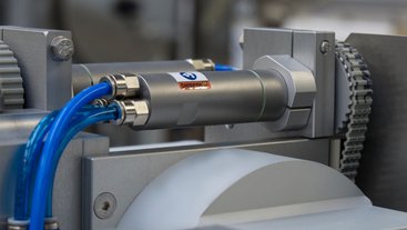 Des processus d'enroulement sûrs et efficaces avec les moteurs pneumatiques DEPRAG