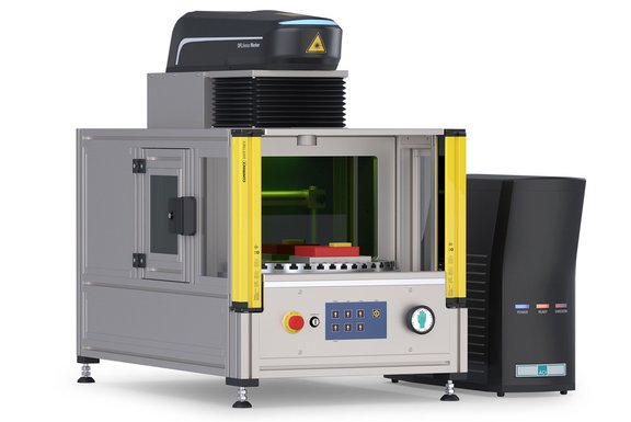 D’identifier vos pièces par laser presque sans interruption et de gagner ainsi du temps dans vos productions en séries.