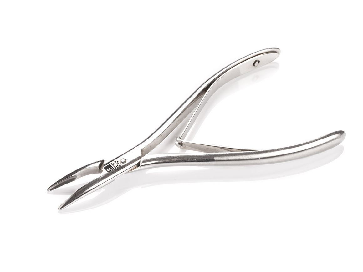 Marquage laser sur une pince gouge en acier inoxydable