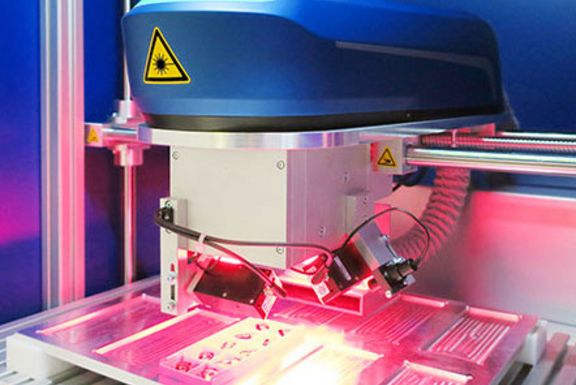 Vollautomatisierte Erkennung, Identifikation und Vermessung von Objekten, Text und Codes mit komplexen Geometrien
