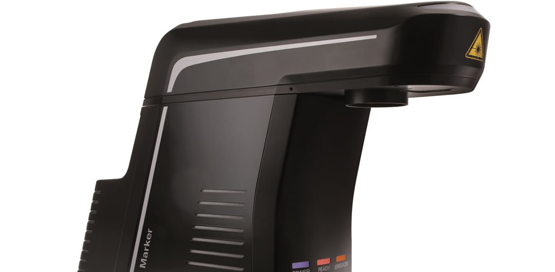 Le laser fibré DFLVentus Marker Business est idéal pour les applications exigeantes avec une largeur d'impulsion variable (laser MOPA).