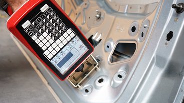 Nouveau : e-mark EVO – le marquage par micro percussion mobile repensé