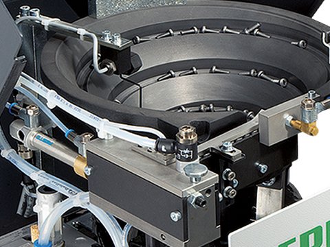 Effiziente Schraubenvereinzelung für die Fertigungsautomation