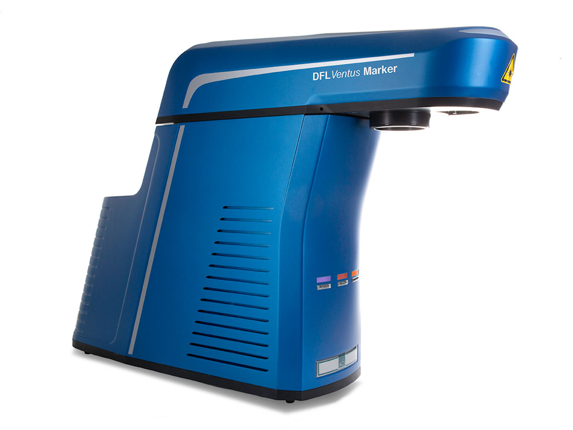 Démarrage è un prix raisonnable dans le marquage du matériel doté de la technologie de laser fibré, dans le cas des applications standards